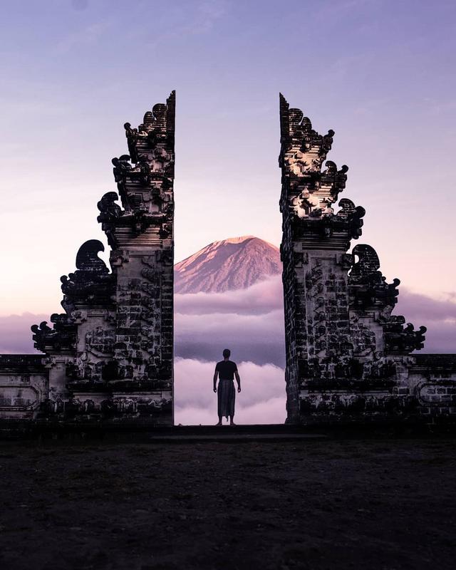 Lempuyang Temple (Gates of Heaven)