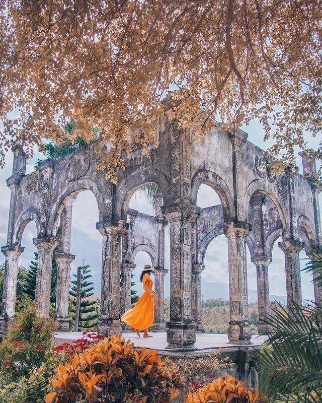 Taman Ujung Water Castle - Photo by @ayda_june