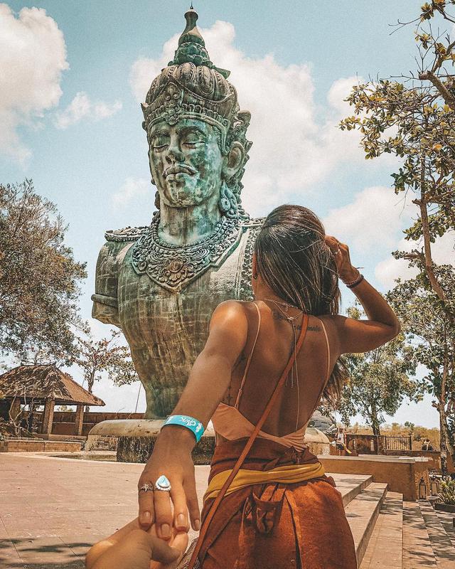 Garuda Wisnu Kencana (Gwk)