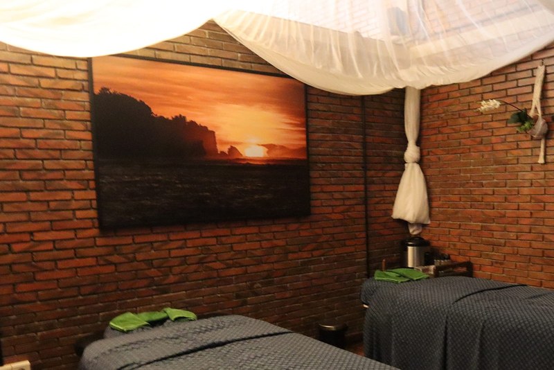 AMO Spa & Bathhouse