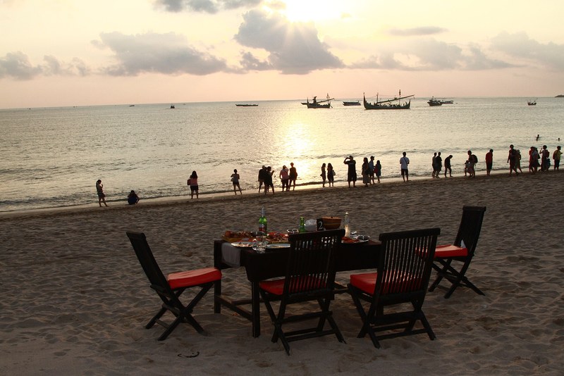 Jimbaran seafood dinner at sunset