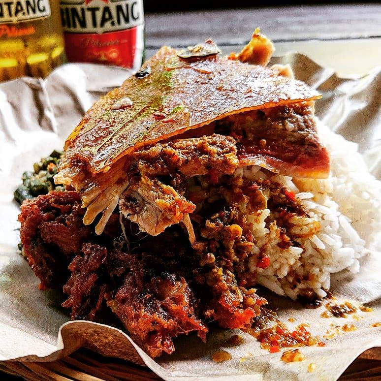 Warung Babi Guling Ibu Oka