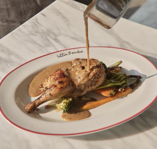 Little Frenchie - Photo by @littlefrenchie.bali