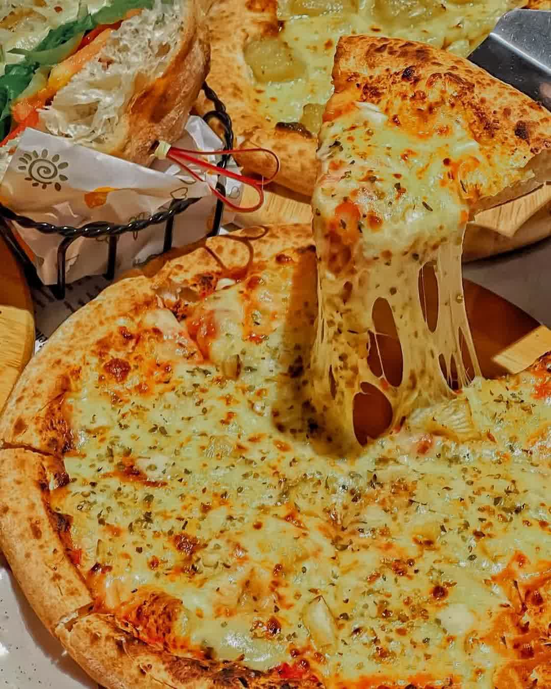 TOPM Pizzeria