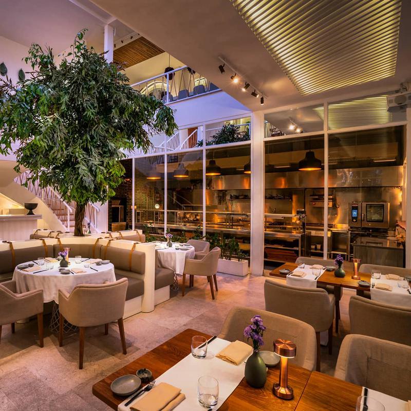 Mauri Restaurant