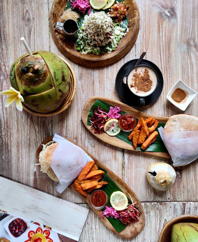 Earth Cafe & Market