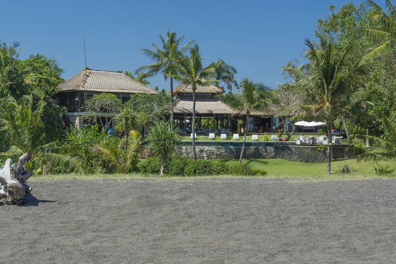 Sungai Tinggi Beach Villa