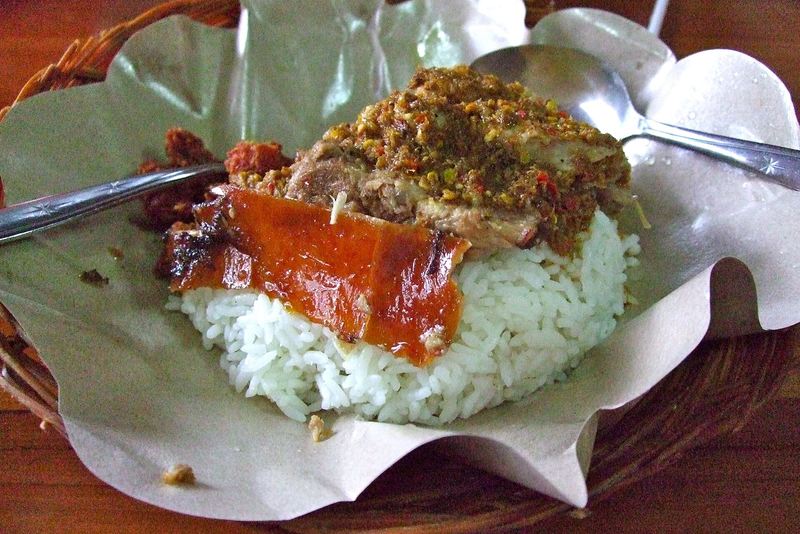 Warung Babi Guling Pak Dobil