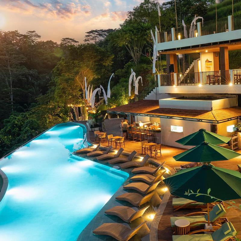 12 Best Day Clubs in Bali 2026: Jungle Pools, Cliffs & Entry Fees