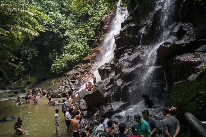 Kanto Lampo Waterfall