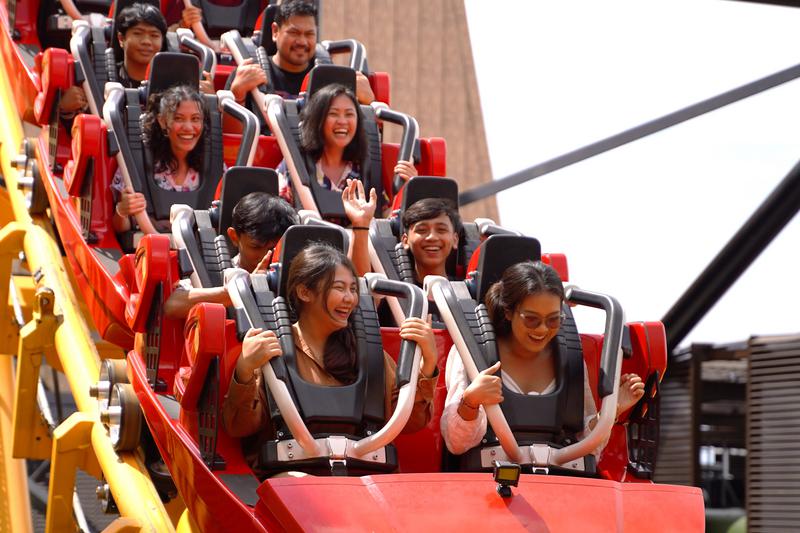 Explore 16 Amazing Rides at the Best Indoor Theme Park