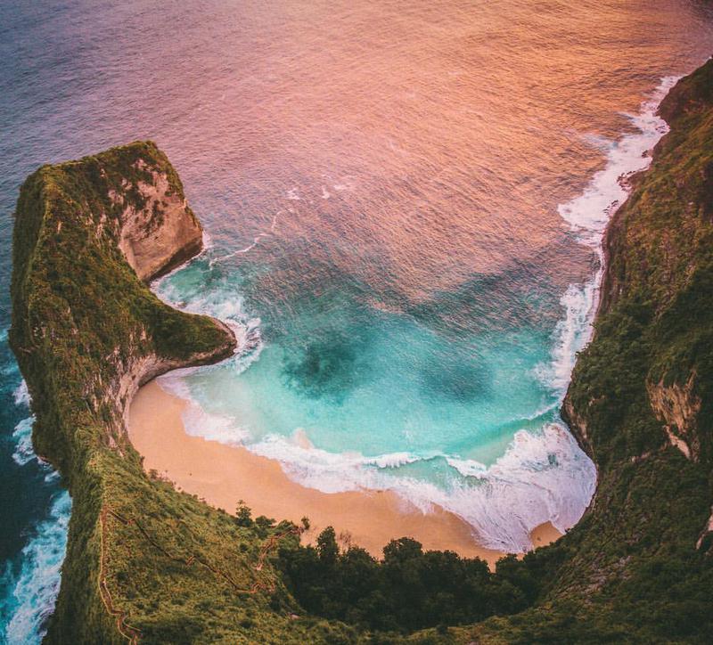 Kelingking Beach