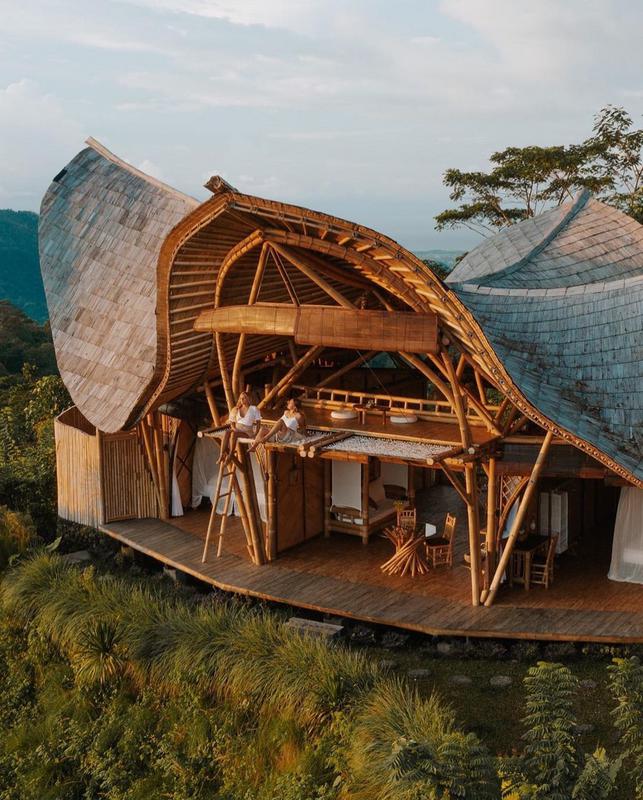 Laputa Villa in Bali - Photo by @haleyblackall